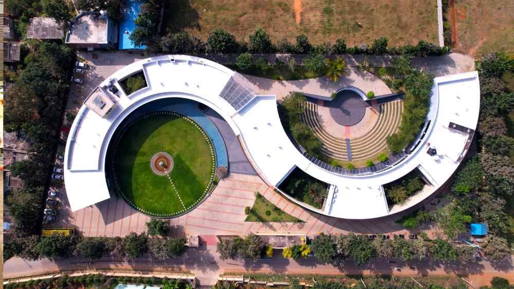 Location and Infrastructure